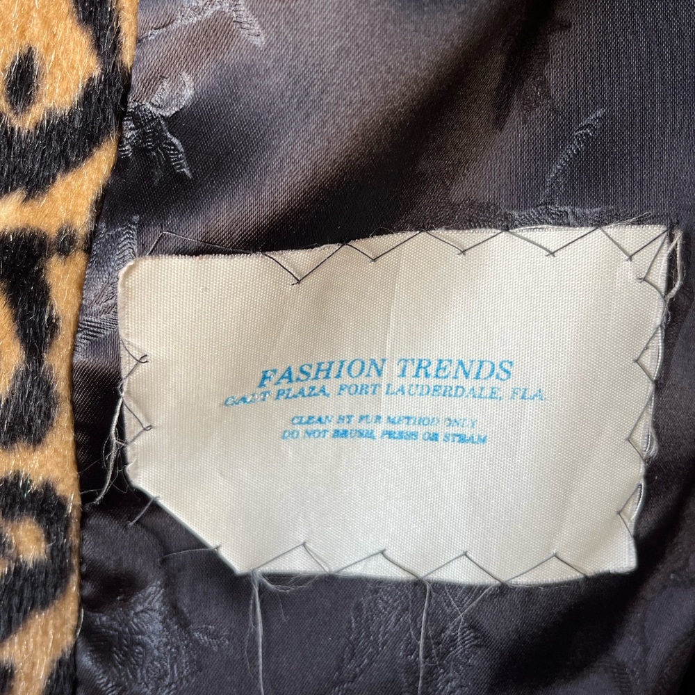 Leopard coat size M